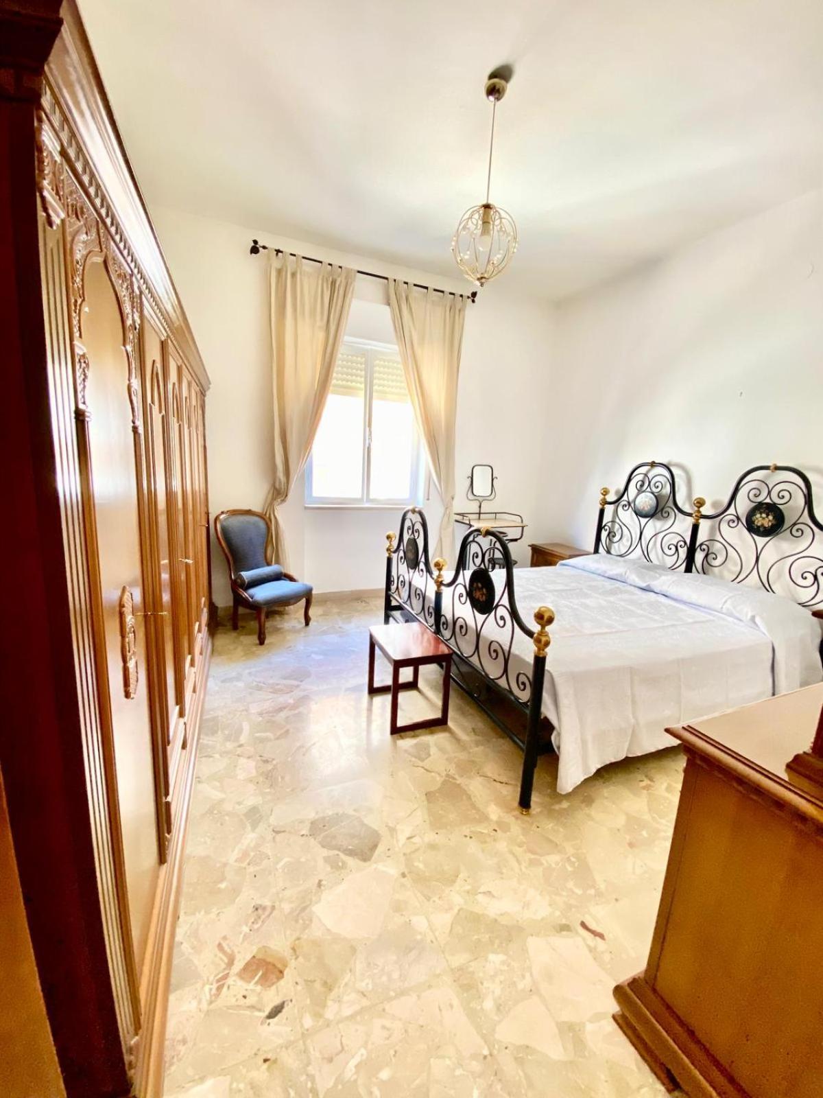 Amita House Appartement Syracuse Buitenkant foto
